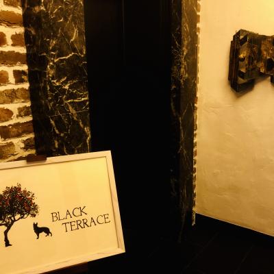 BLACK TERRACE（ブラックテラス）
