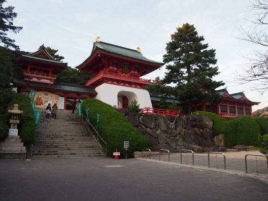 唐戸エリア 絶景関門海峡と赤間神宮からの日清講話記念館 下関歴史散策コース Playlife プレイライフ