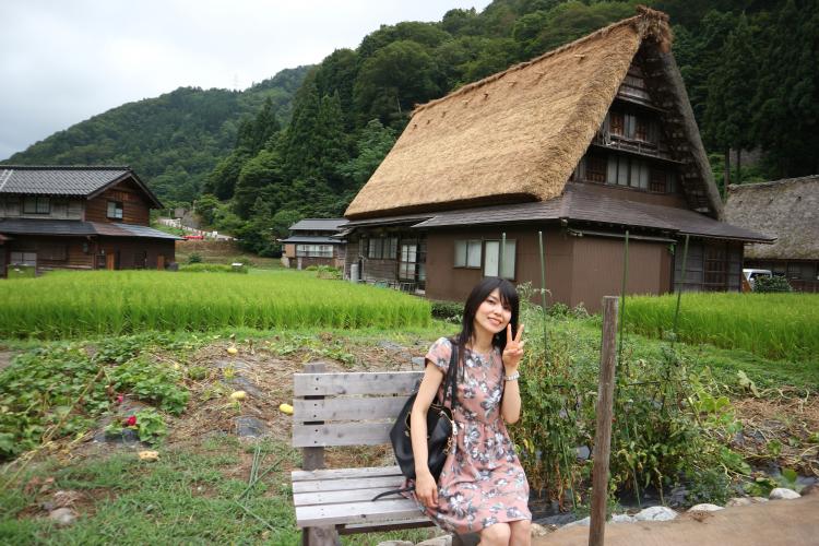 世界遺産 白川郷 へ 名古屋空港からレンタカーで二か所の世界遺産を巡り金沢へ 金沢乗り捨て Playlife プレイライフ